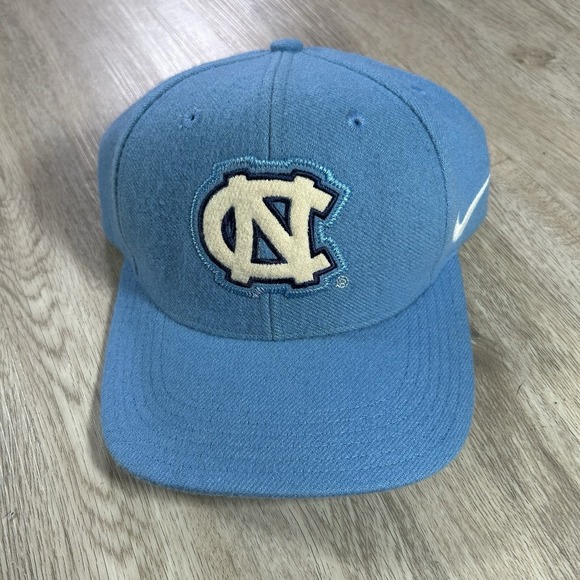 Nike UNC North Carolina Tar Heels Strapback Hat College Blue Wool Blend Cap - Picture 1 of 8